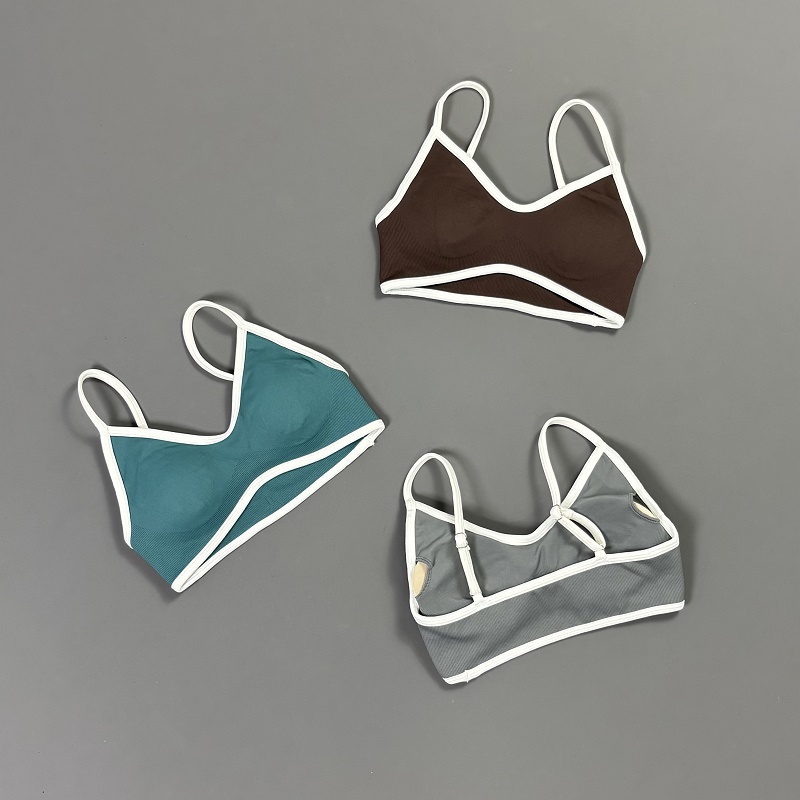 Women Contrastline Yoga Bra V  - Yoga Fitness Matte recension och pris